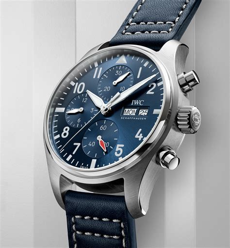 iwc pilot's watch reviews